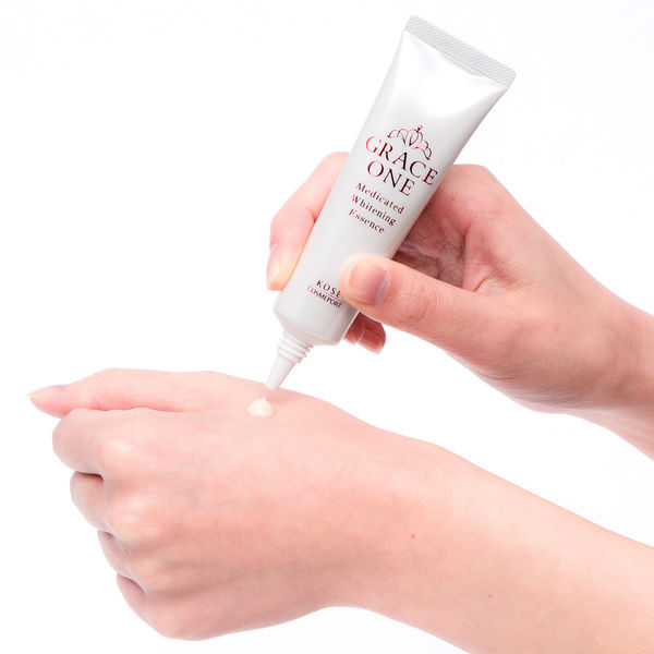Grace One Medicinal Whitening Essence